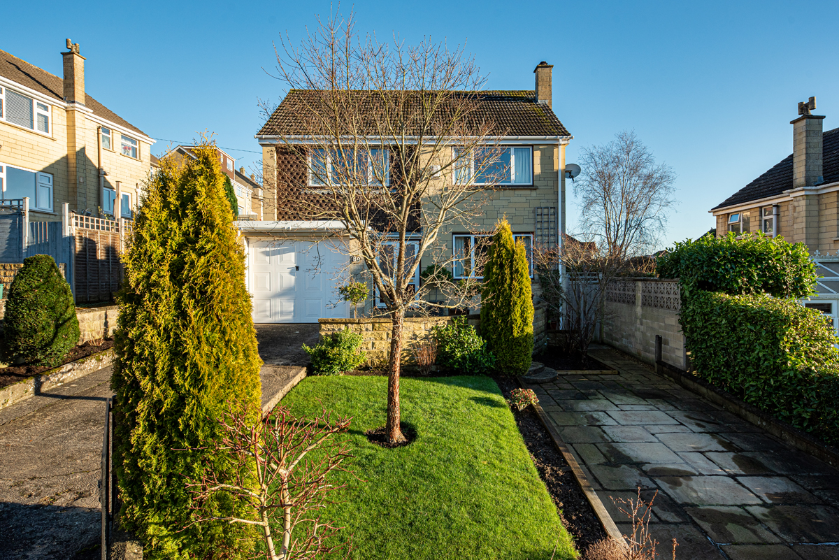 Well Appointed, Extended, Three Bedroom Detached House