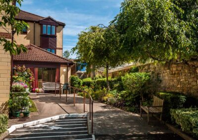 One Bedroom Retirement Apartment. Local Amenities. Convenient Location